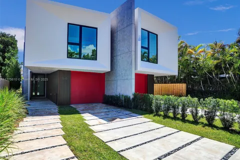 3643 SW 1st Ave # 3643, Miami FL 33145