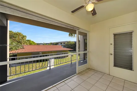 250 Layne Blvd # 205, Hallandale Beach FL 33009
