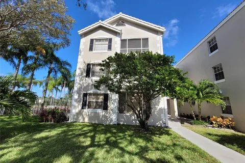 2861 N Oakland Forest Dr # 101, Oakland Park FL 33309