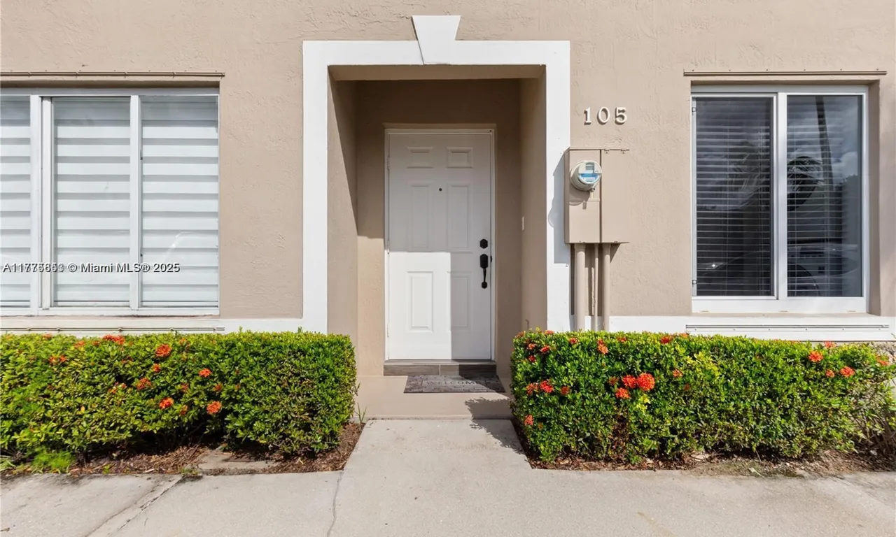 105 Riviera Cir # 0, Weston FL 33326