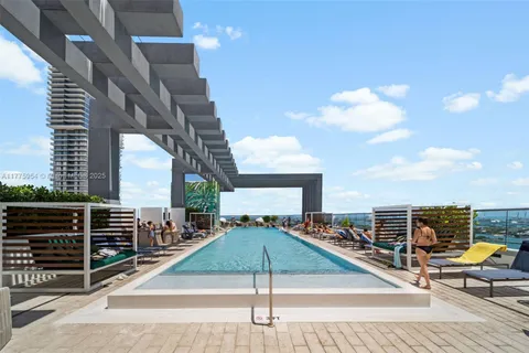 2150 N Bayshore Dr # 1605, Miami FL 33137