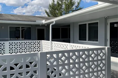 600 Layne Blvd # 217, Hallandale Beach FL 33009