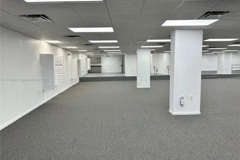 3015 N Ocean Blvd # C120, Fort Lauderdale FL 33308