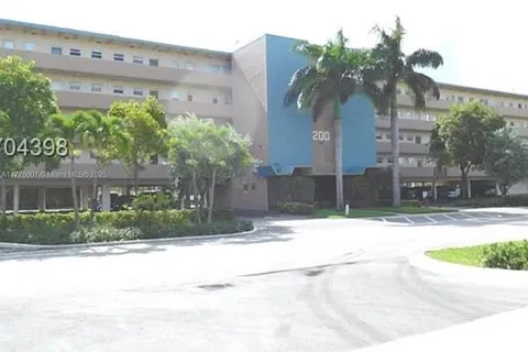 200 NE 14th Ave # 224, Hallandale Beach FL 33009