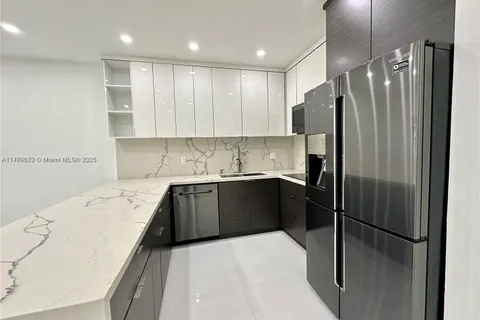 16615 NW 70th Ct, Miami Lakes FL 33014