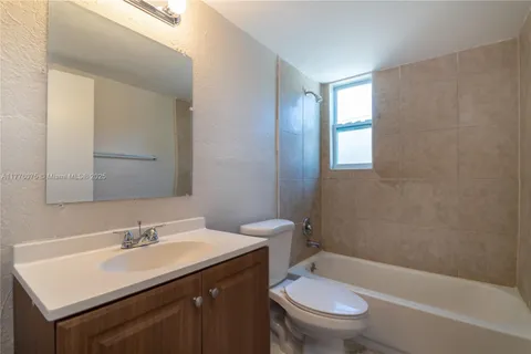 601 S Flagler Ave # 11, Homestead FL 33030