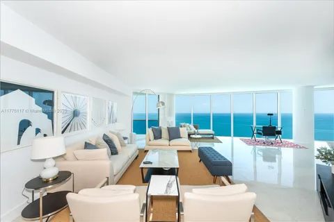 2711 S Ocean Dr # 3202, Hollywood FL 33019