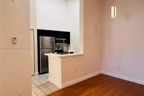 2810 N Oakland Forest Dr # 308, Oakland Park FL 33309