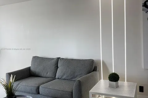 2903 N Miami Beach Blvd # 903, North Miami Beach FL 33160