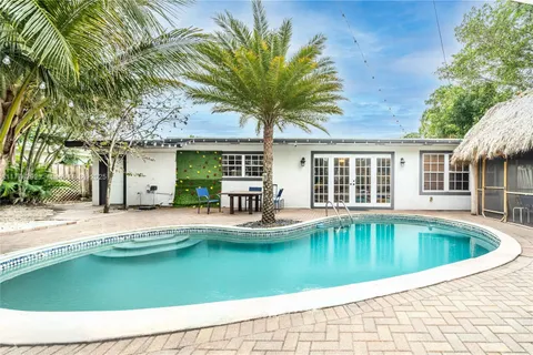 1330 Ontario Dr, Lake Worth FL 33461