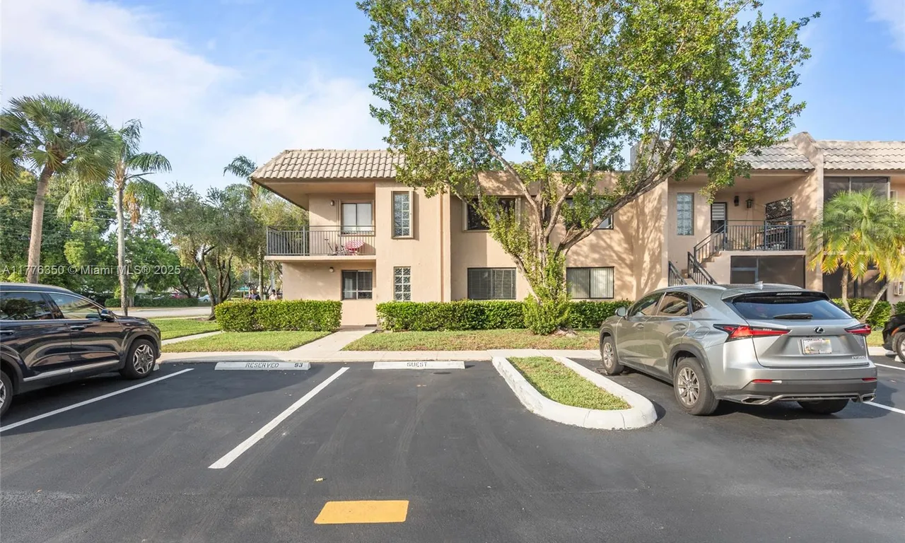 340 Racquet Club Rd # 201, Weston FL 33326