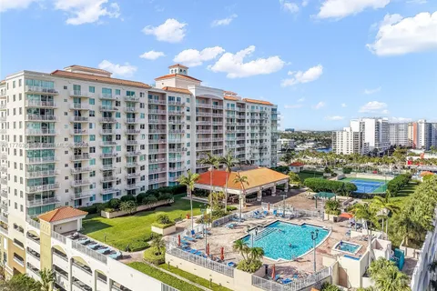 3020 NE 32nd Ave # 1505, Fort Lauderdale FL 33308