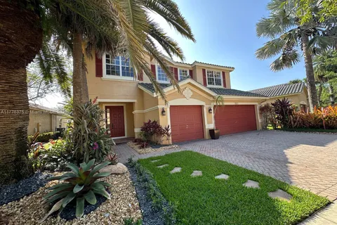 3922 W Whitewater Ave, Weston FL 33332