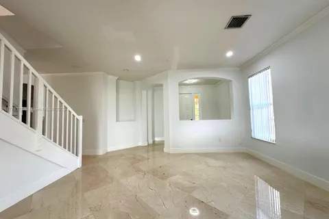 3922 W Whitewater Ave, Weston FL 33332