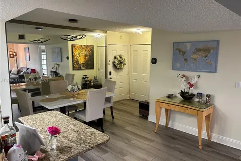 5550 NW 44th St # 114B, Lauderhill FL 33319
