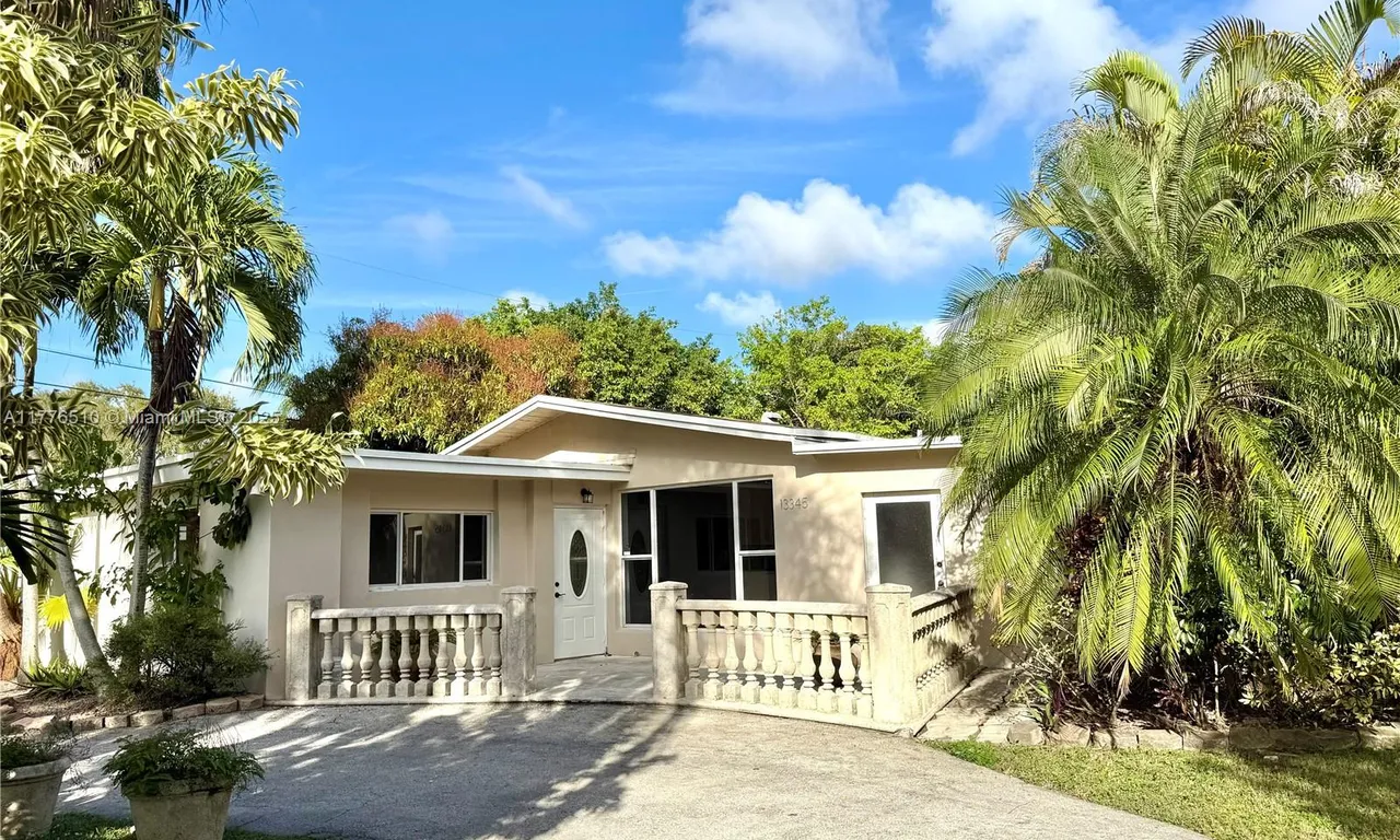 13345 SW 83rd Ct, Pinecrest FL 33156