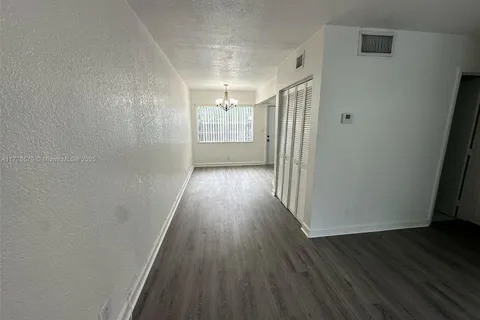 829 NW 46th Ave # 829, Plantation FL 33317