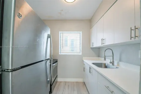 934 Meridian Ave # 14, Miami Beach FL 33139