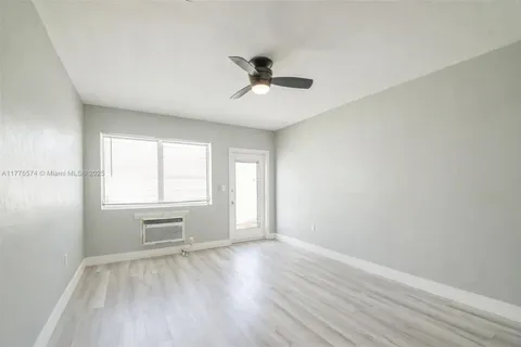 934 Meridian Ave # 14, Miami Beach FL 33139