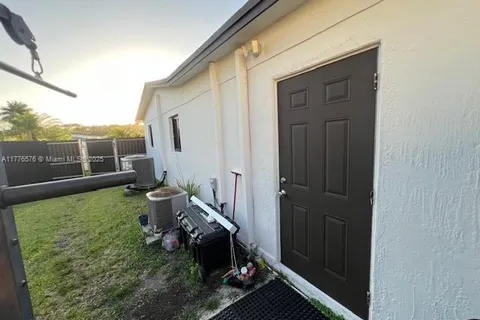 16025 SW 299th Ter # 0, Homestead FL 33033