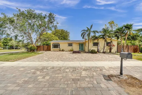 16395 SW 279th St, Homestead FL 33031