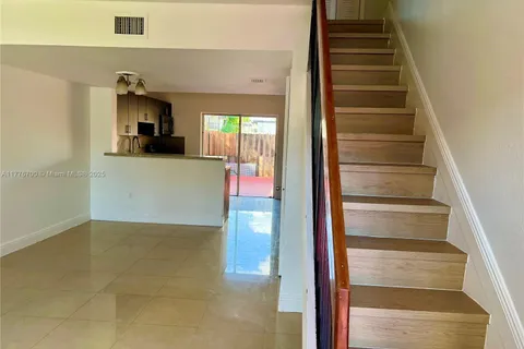 8245 NW 6th Ter # 202, Miami FL 33126