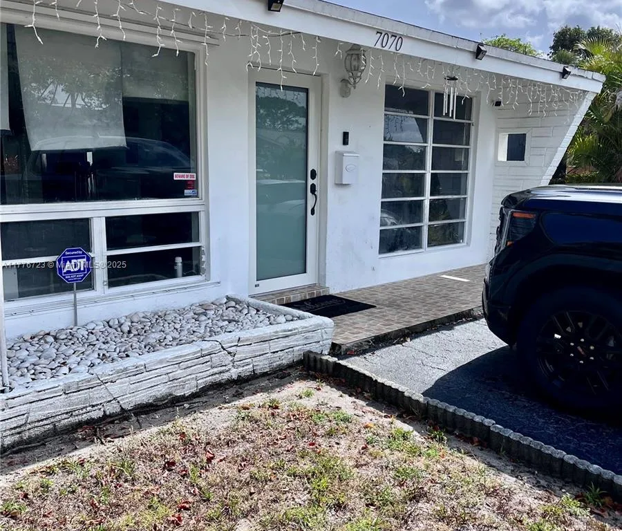 7070 Raleigh St # 7070, Hollywood FL 33024