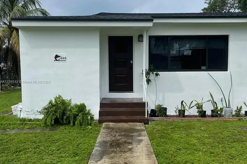 1205 NW 128th St, North Miami FL 33167