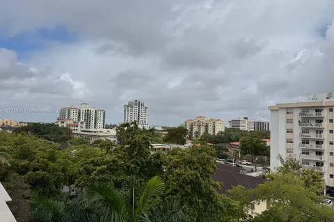 50 Menores Ave # 518, Coral Gables FL 33134