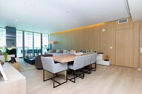 360 Ocean Dr # 304S, Key Biscayne FL 33149