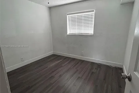 2150 Madison St # 18, Hollywood FL 33020
