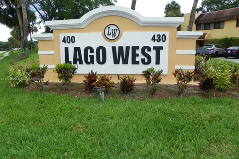 400 Commodore Dr # 202, Plantation FL 33325