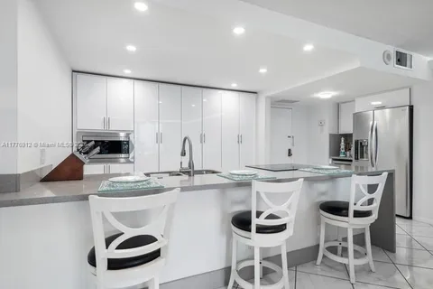 3800 S Ocean Dr # 410, Hollywood FL 33019