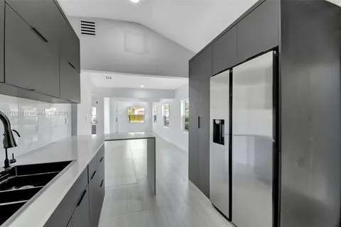 834 Kaye St, West Palm Beach FL 33405