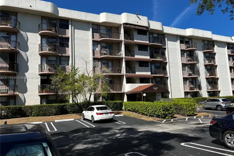 2771 Riverside Dr # A, Coral Springs FL 33065
