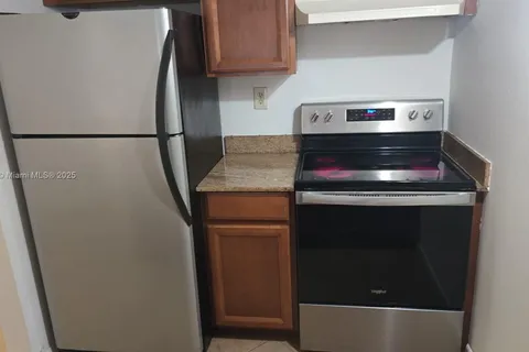 2771 Riverside Dr # A, Coral Springs FL 33065