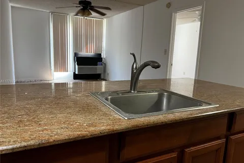 2771 Riverside Dr # A, Coral Springs FL 33065
