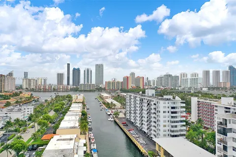3703 NE 166th St # 704, North Miami Beach FL 33160