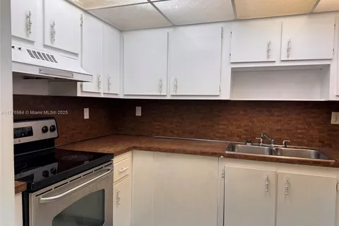 3100 Coral Springs Dr # 2E, Coral Springs FL 33065