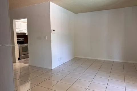3100 Coral Springs Dr # 2E, Coral Springs FL 33065
