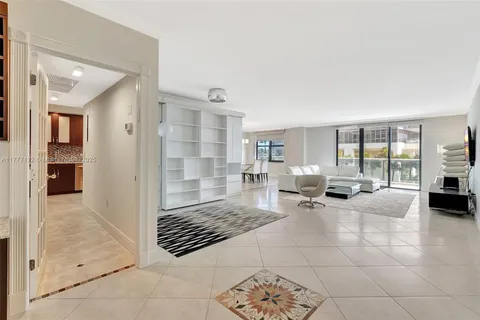 9801 Collins Ave # 5S, Bal Harbour FL 33154