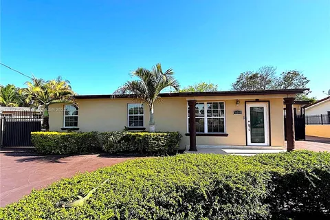 11210 SW 47th Ter, Miami FL 33165