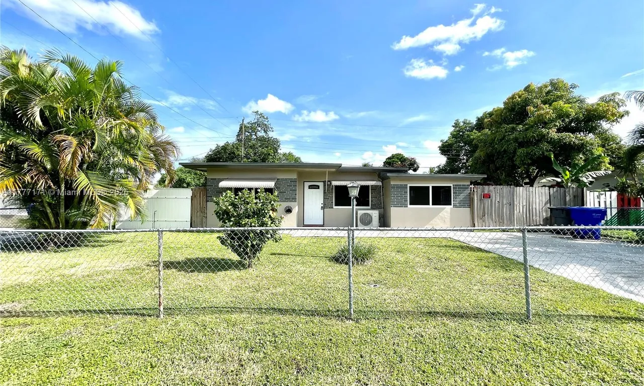 5610 Cleveland St # 0, Hollywood FL 33021