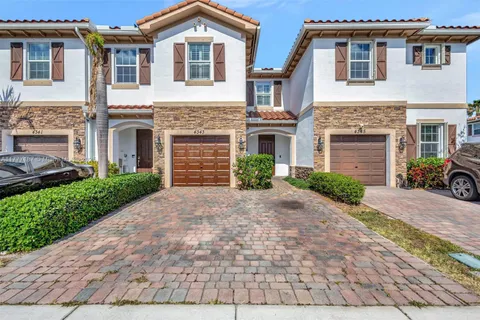 4343 Chalmers Ln, West Palm Beach FL 33417