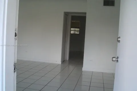 9760 SW 184th St # 16D, Cutler Bay FL 33157
