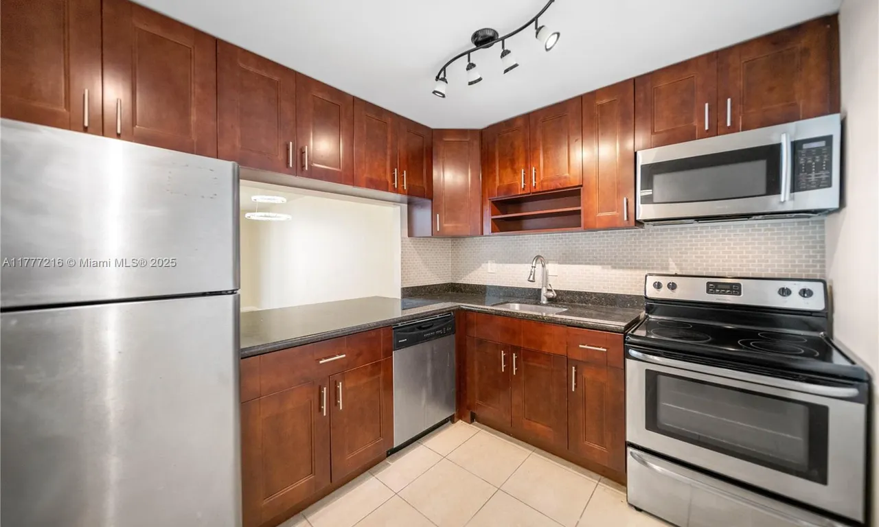 16710 NE 9th Ave # 505, North Miami Beach FL 33162