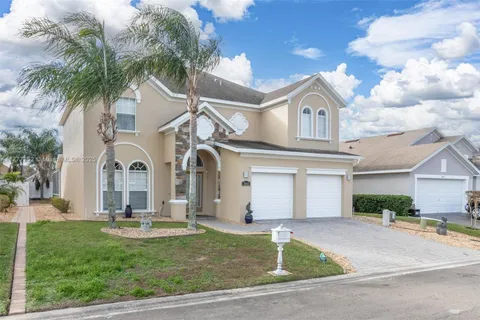 2663 SAND HILL POINT CIRCLE # 0, Davenport FL 33837