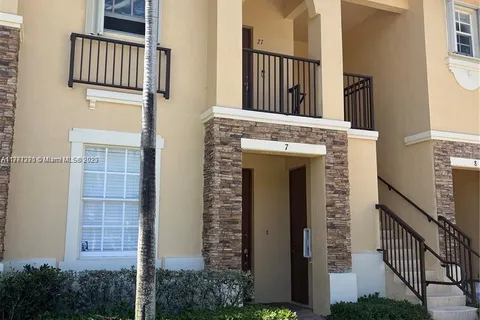 9217 SW 227th St # 7, Cutler Bay FL 33190