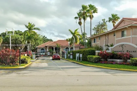 3221 Sabal Palm Mnr # 105, Davie FL 33024