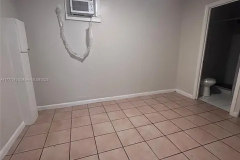 2222 Van Buren St # 13, Hollywood FL 33020